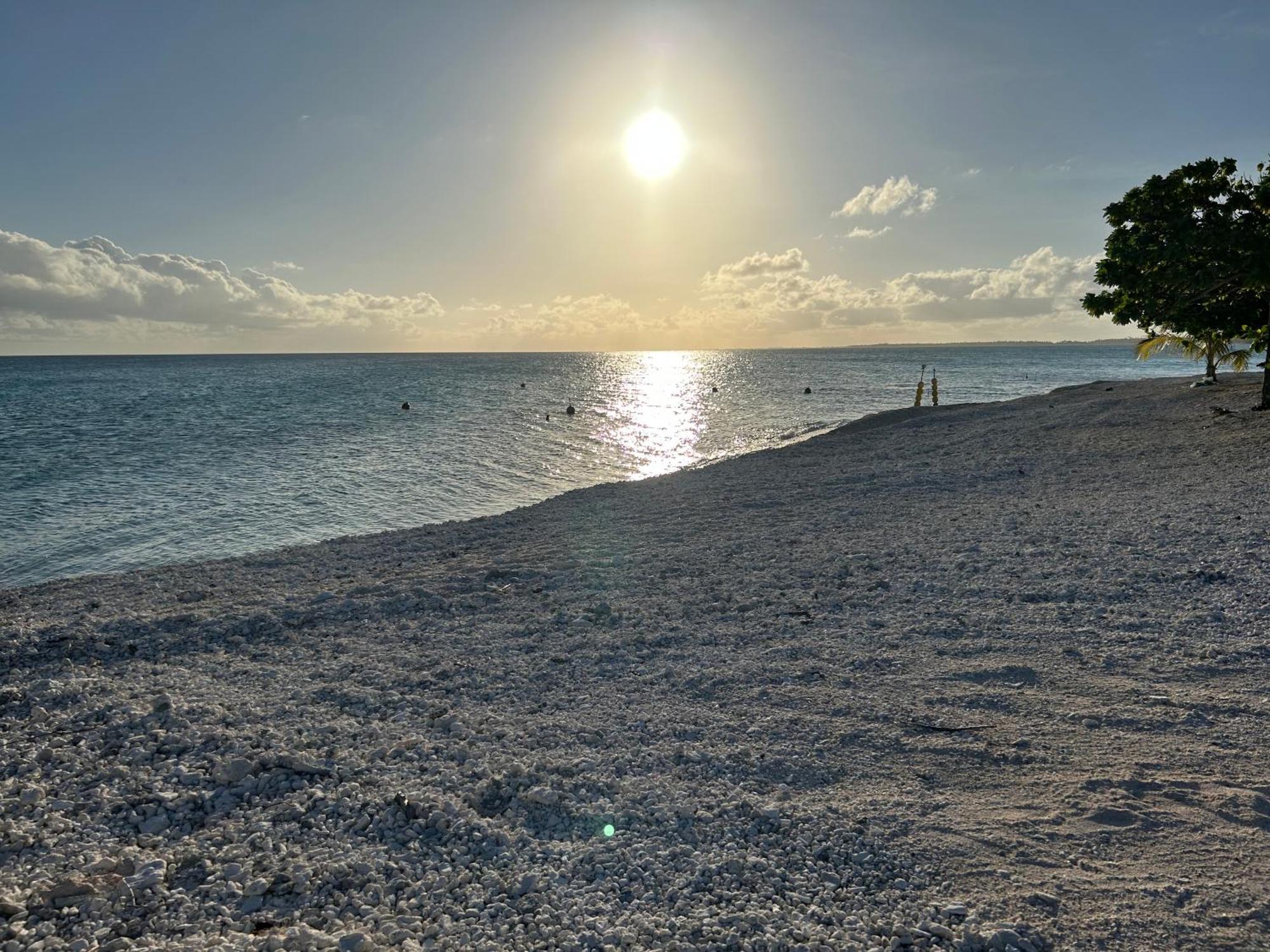 Rangiroa Bliss Hotell Tiputa Eksteriør bilde